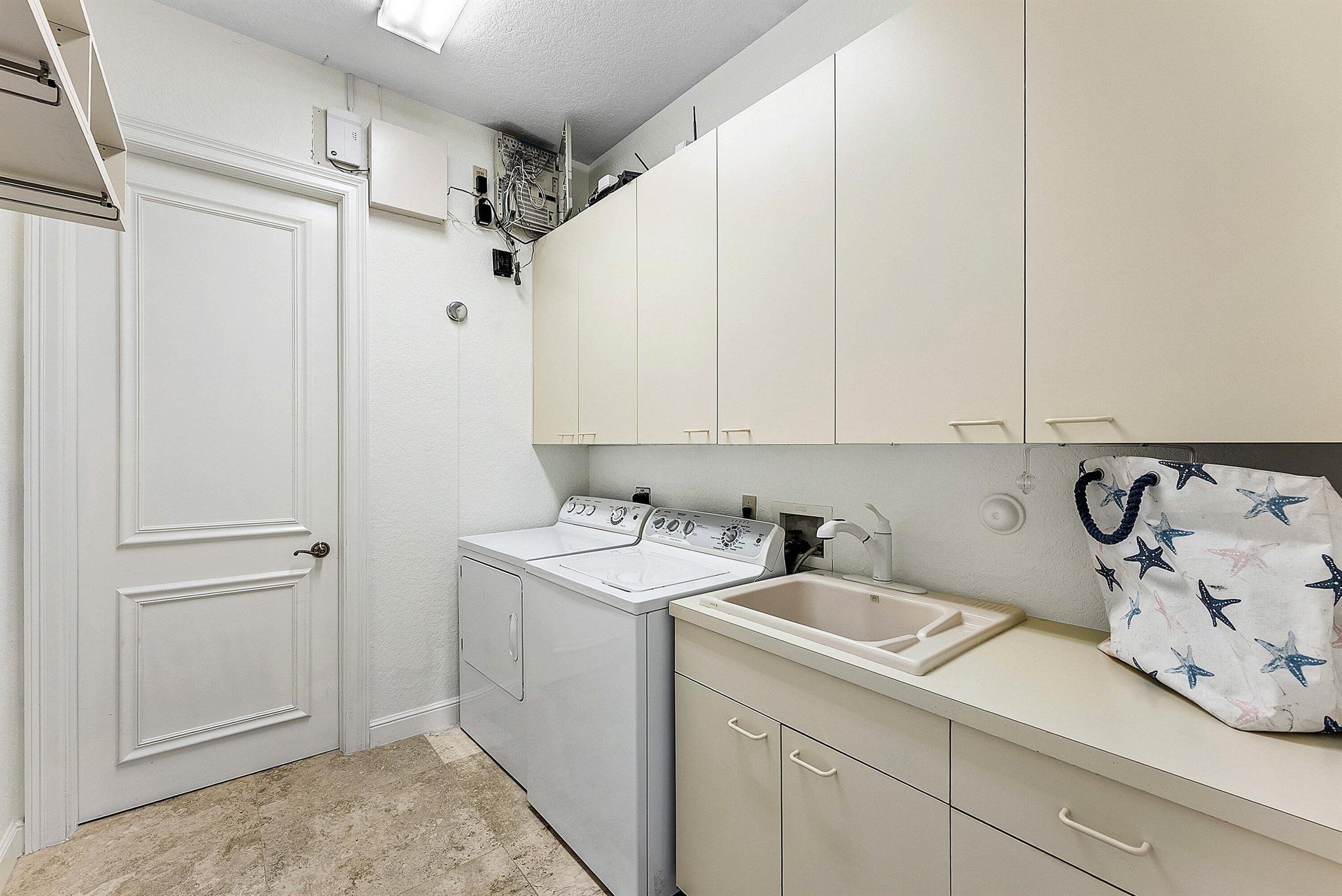 Seagate Country Club - Residential