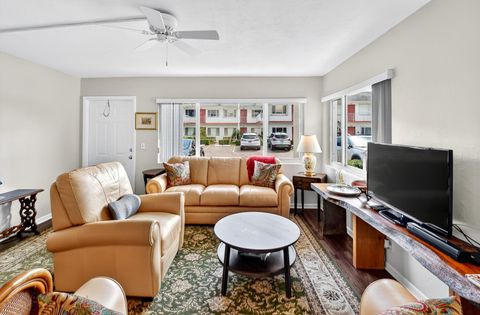 3160 Lake Osborne Dr 107 Lake Worth Beach FL 33461