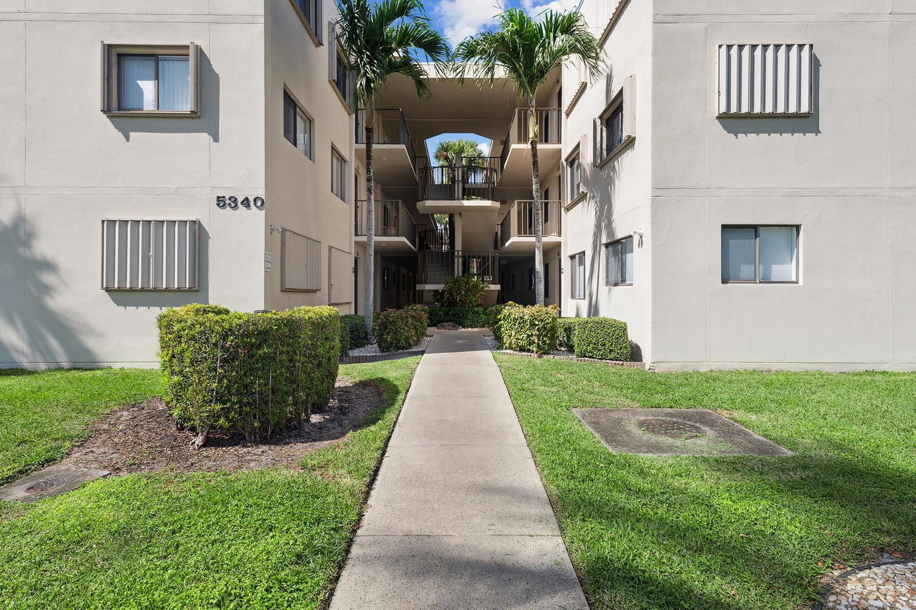 Las Verdes - Residential