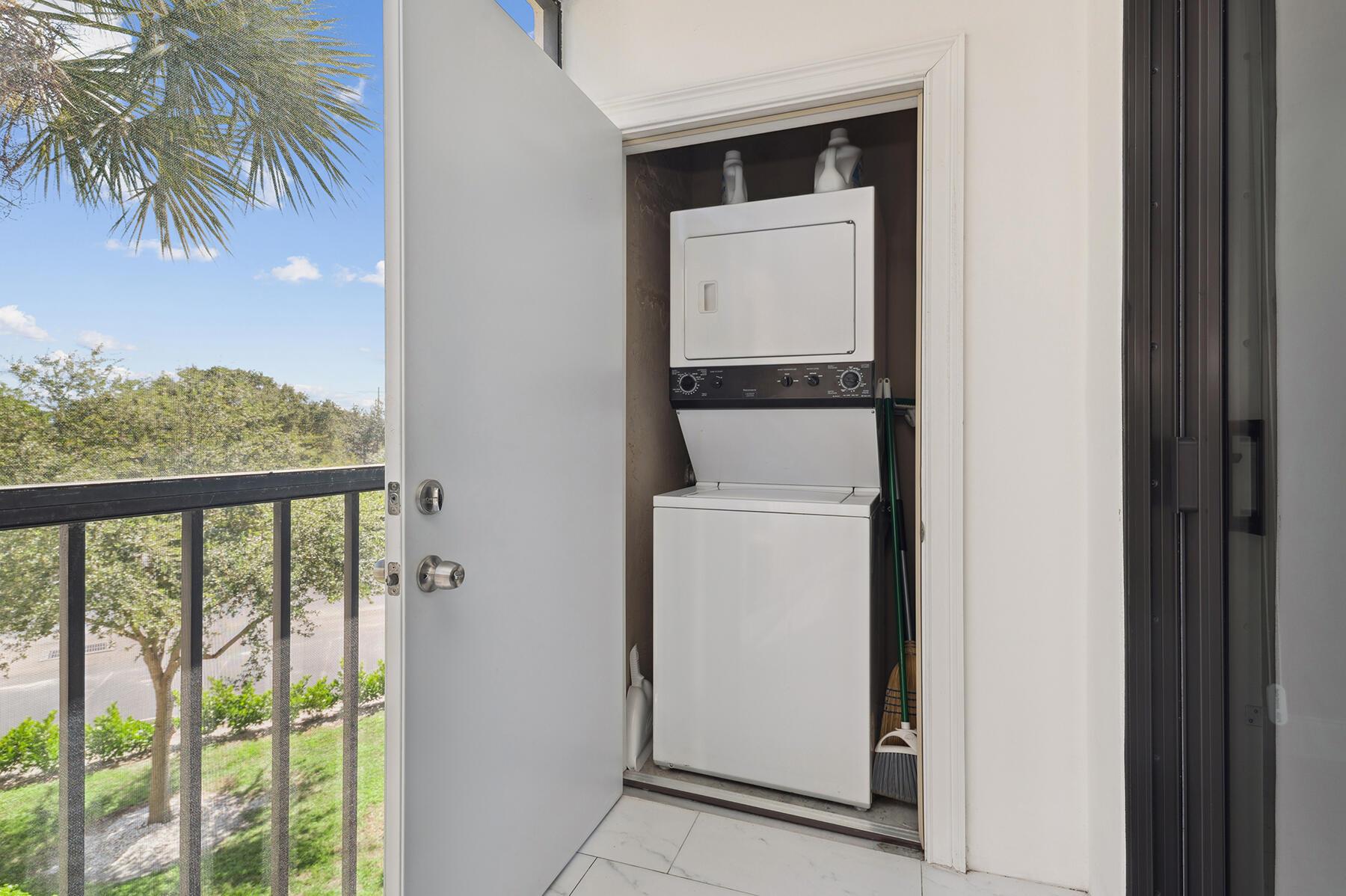 Las Verdes - Residential