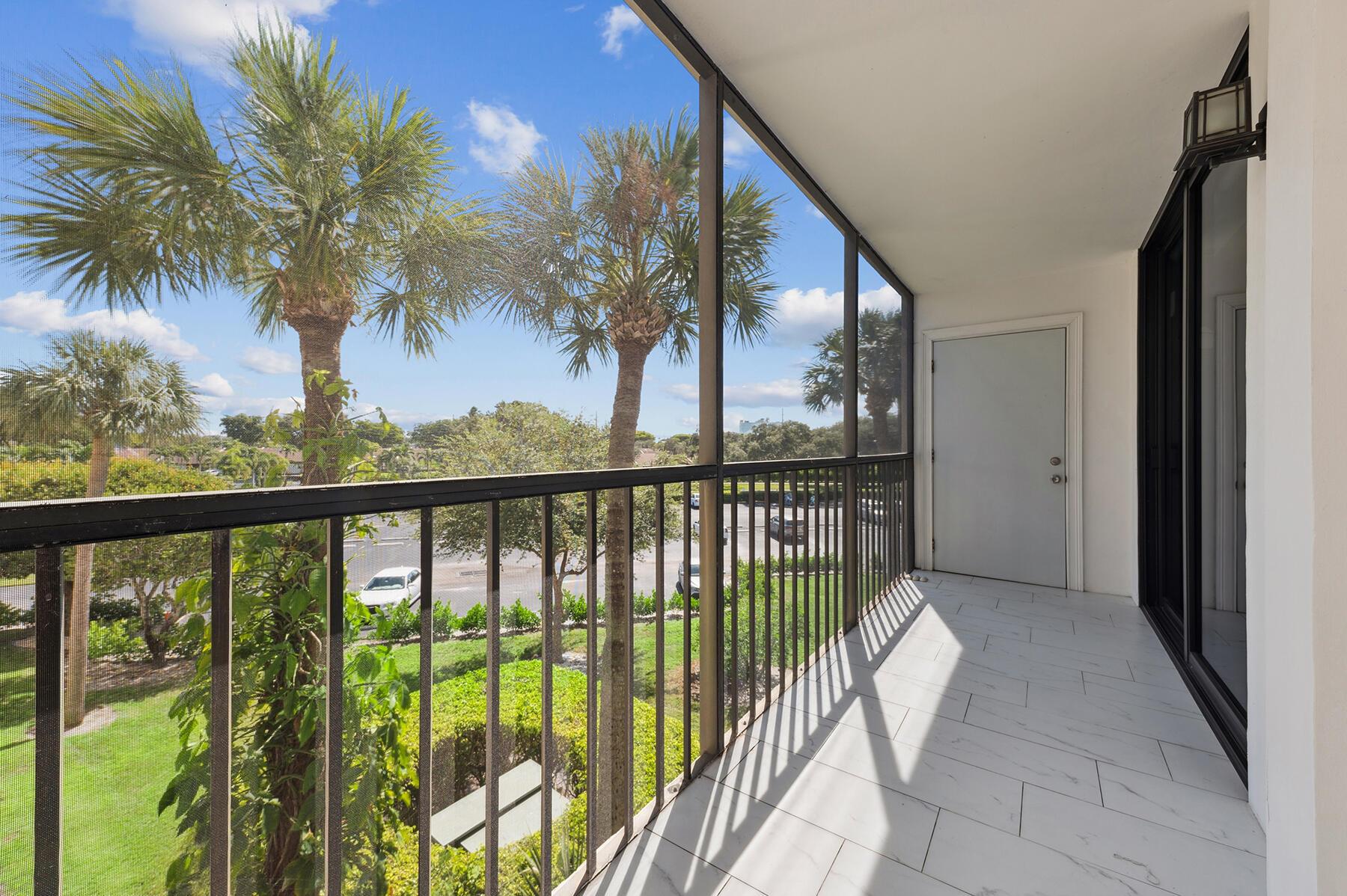 Las Verdes - Residential