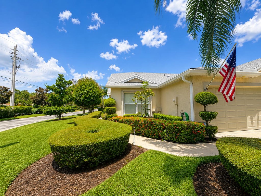 Photo of 4214 SE HOME Way, Port Saint Lucie, FL 34952 (MLS # B26069304)