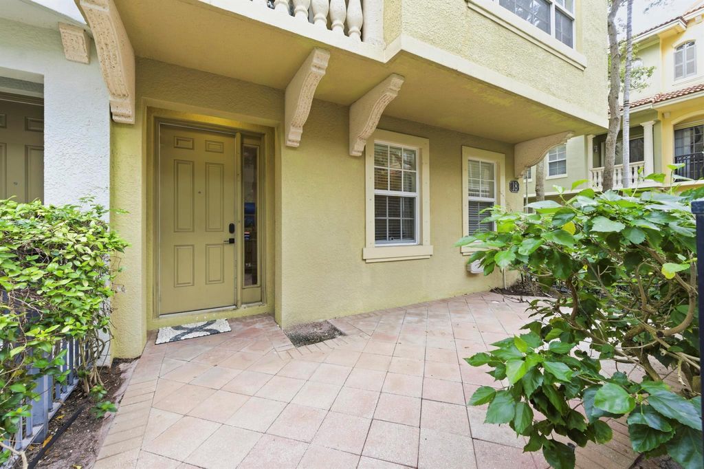 Photo of 2720 Ravella Way, Palm Beach Gardens, FL 33410 (MLS # R11139514)