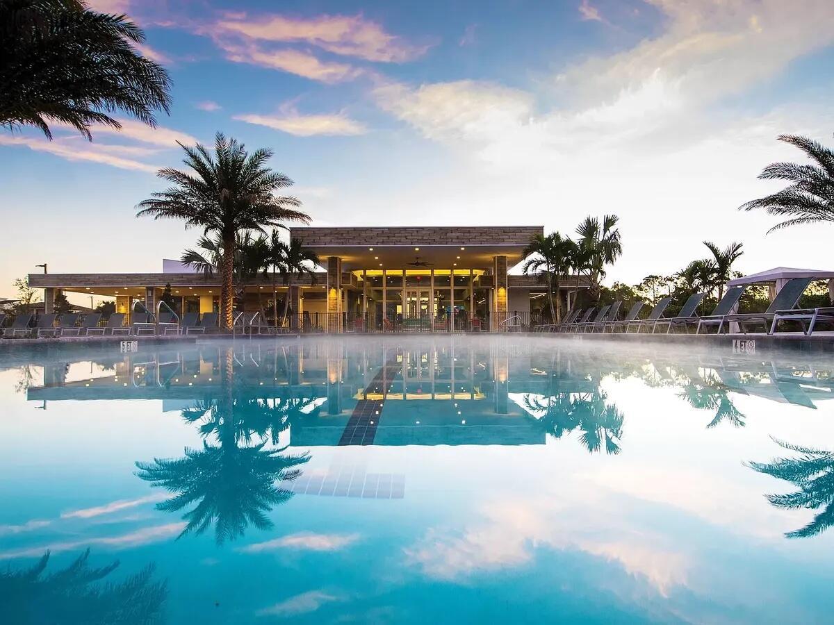 ALTON NEIGHBORHOOD - Residential Lease