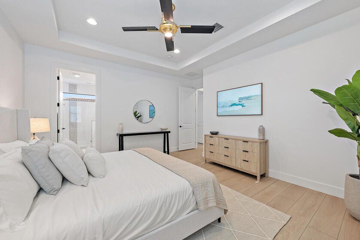 ALTON NEIGHBORHOOD - Residential Lease