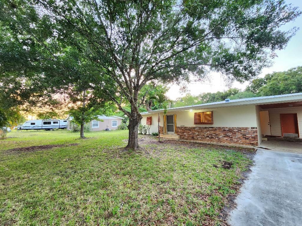 Photo of 2790 Rainbow Drive, Fort Pierce, FL 34981 (MLS # R10981097)