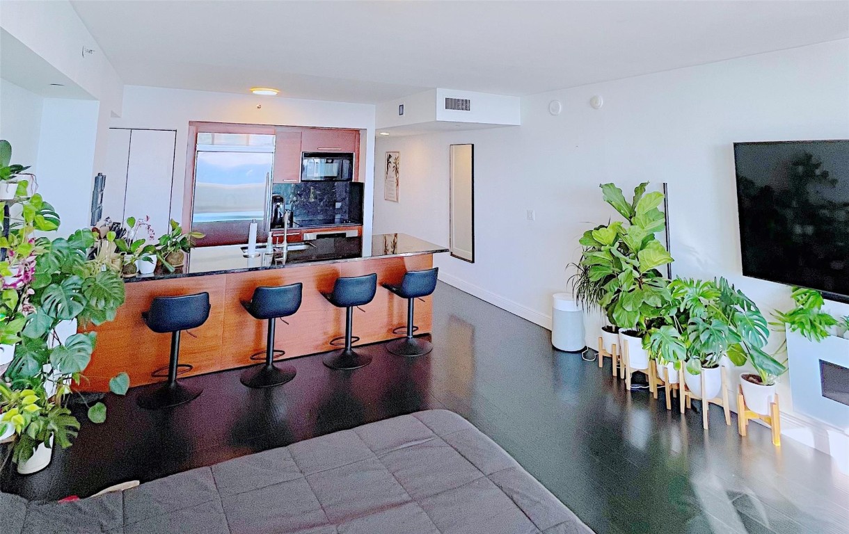 Beach Club Two Condo - Residential Lease