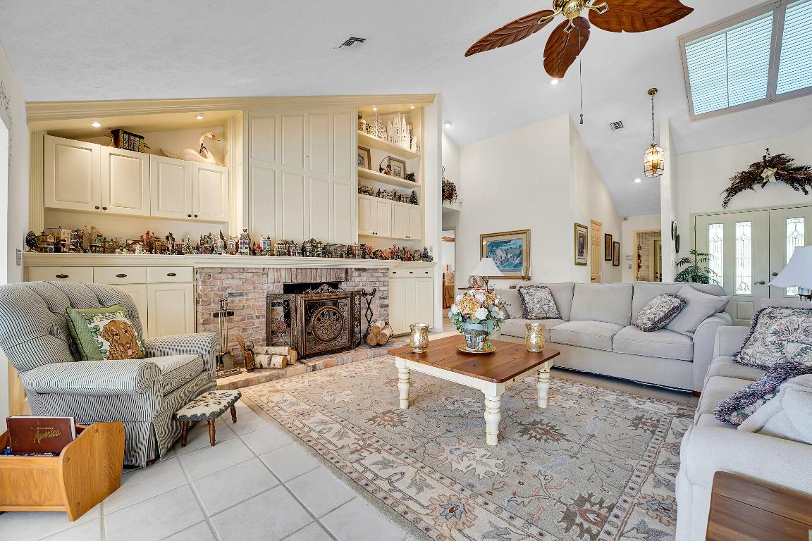 SABAL CREEK PHASE 1 - Residential