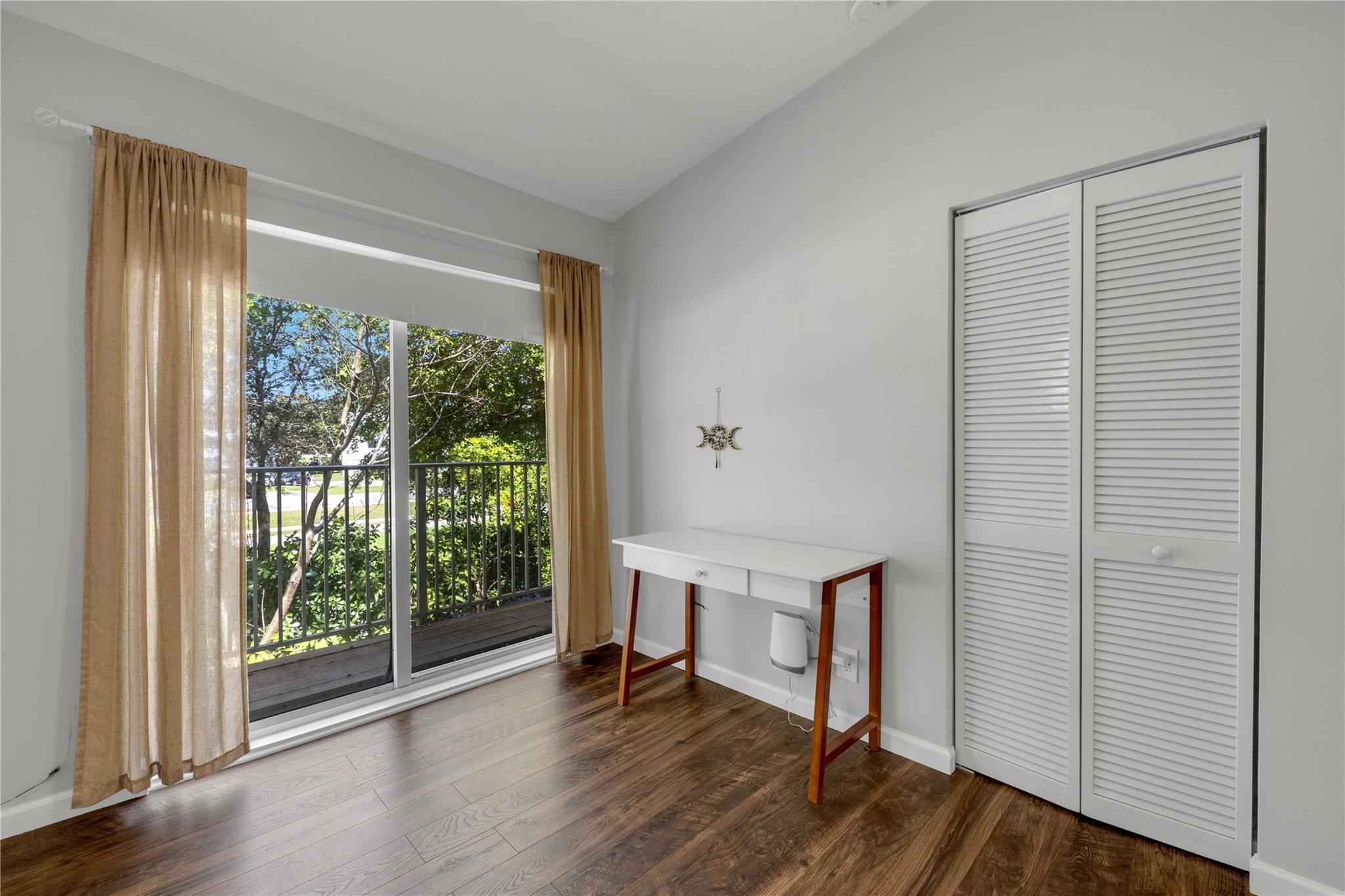 Royal Golf Club - Residential