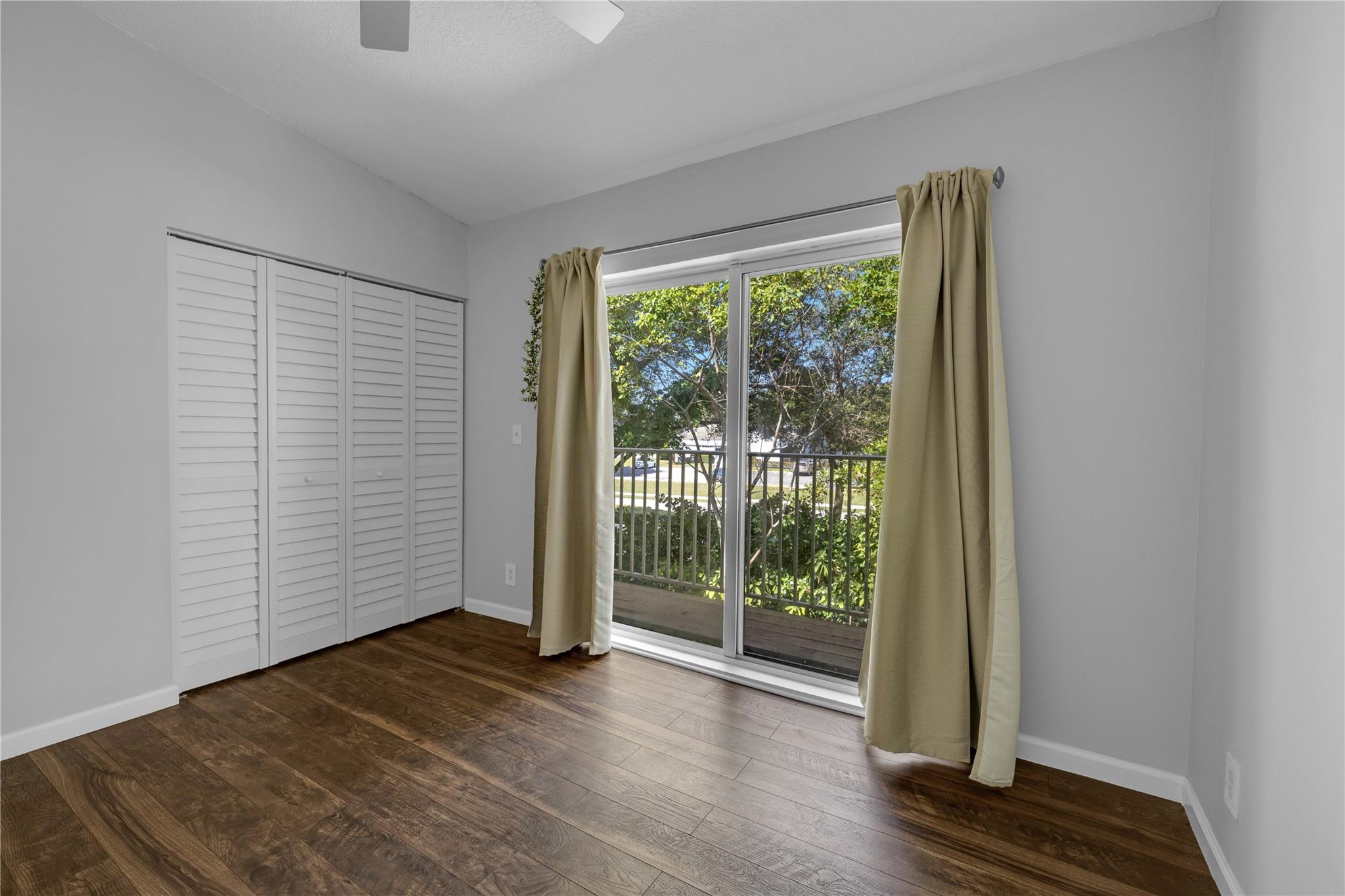 Royal Golf Club - Residential