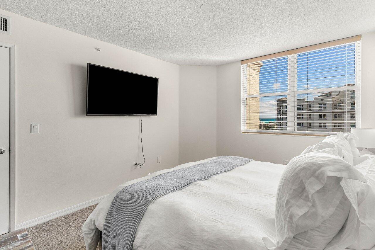 HIGHLAND BEACH CLUB CONDO - Residential Lease