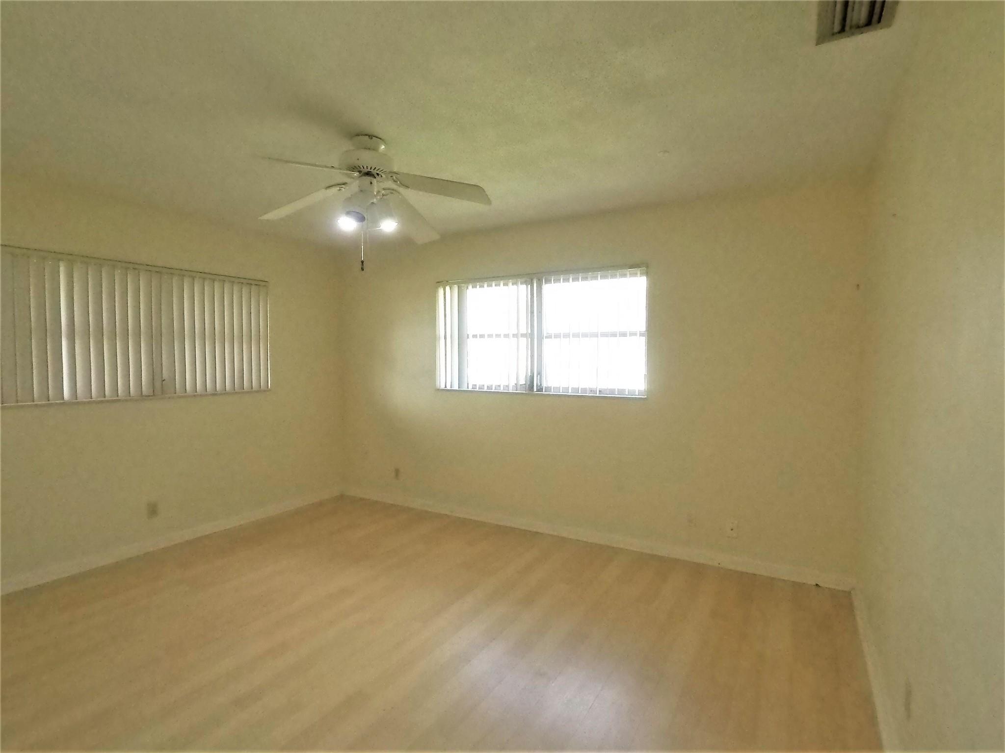 NEW ORLEANS VILLAS 81-21 - Residential Lease