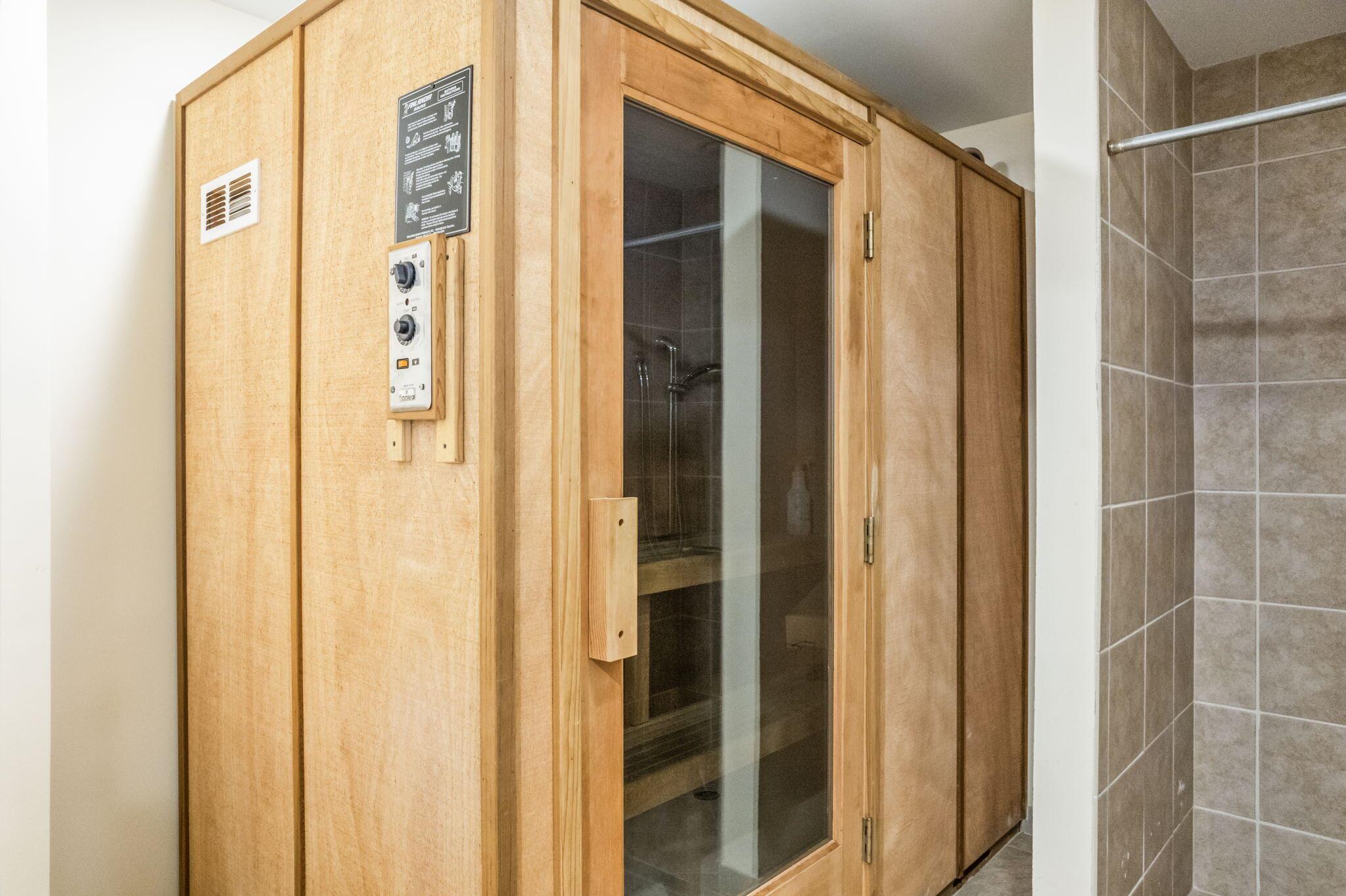 ALTAMIRA AT N HUTCHINSON - Residential