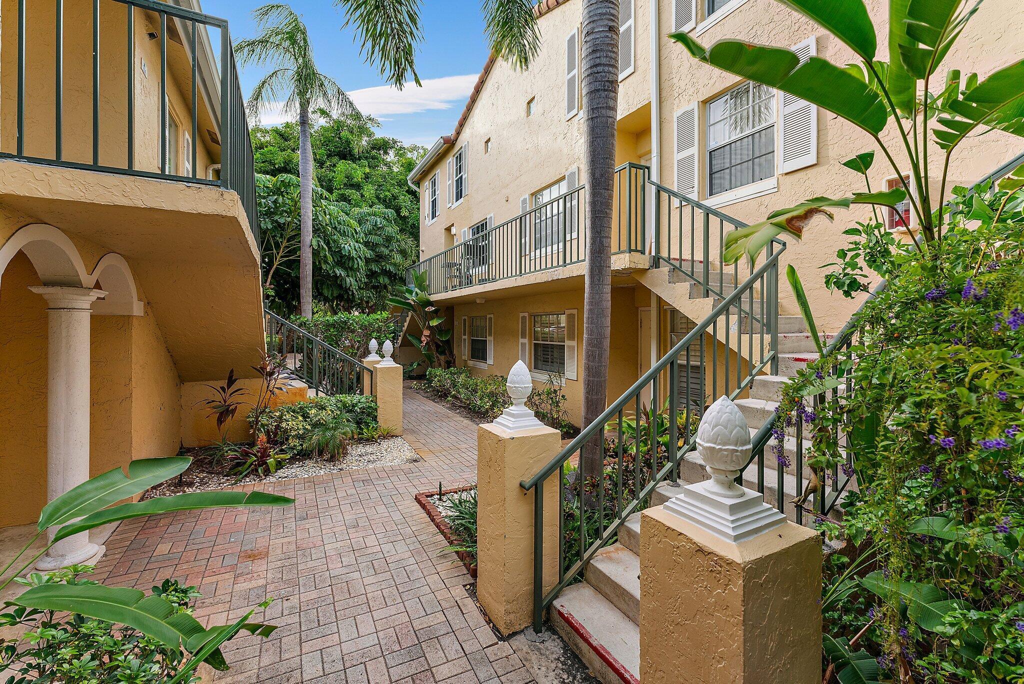 BAY REACH CONDO - Residential