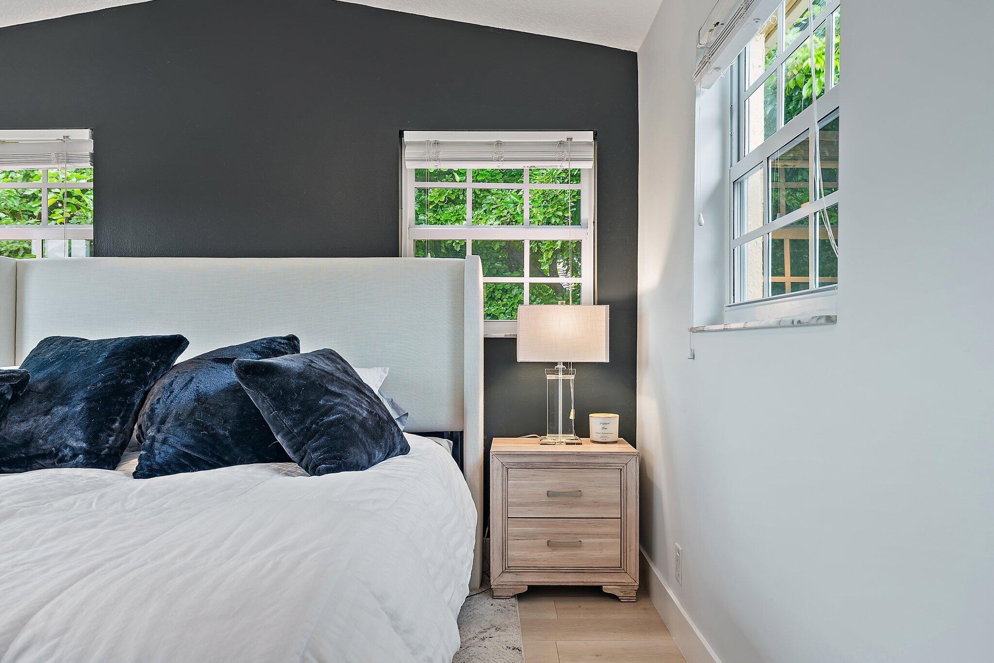 BAY REACH CONDO - Residential