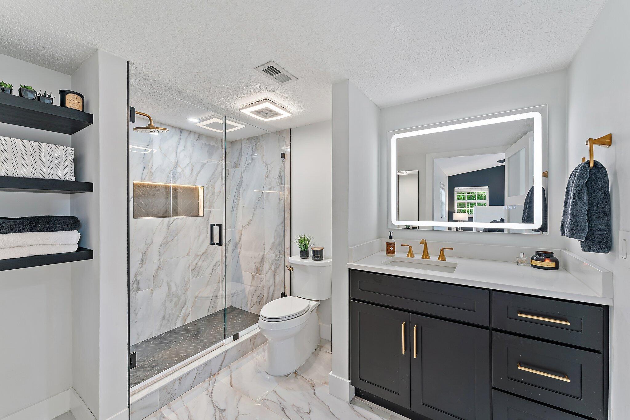 BAY REACH CONDO - Residential