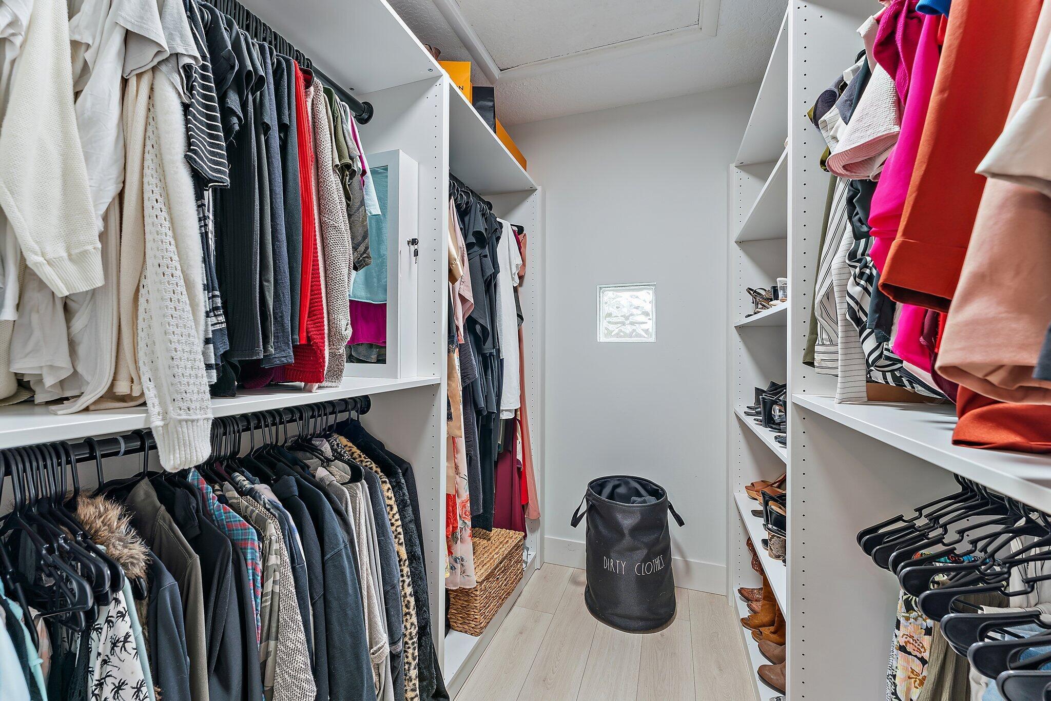 BAY REACH CONDO - Residential