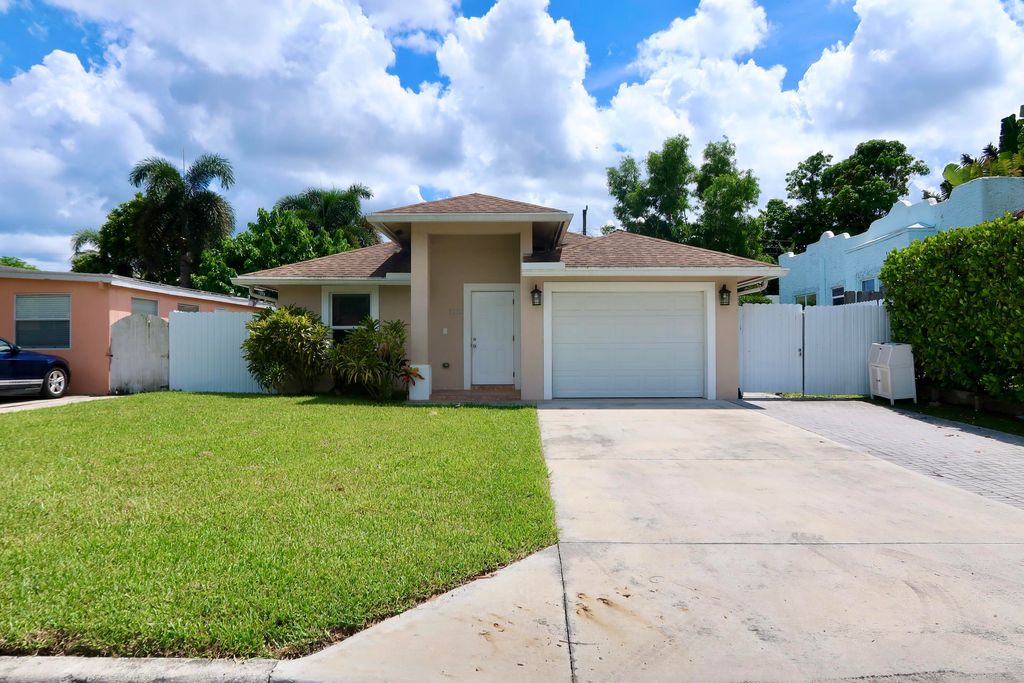 Photo of 1032 Francis Street, West Palm Beach, FL 33405 (MLS # R11120188)