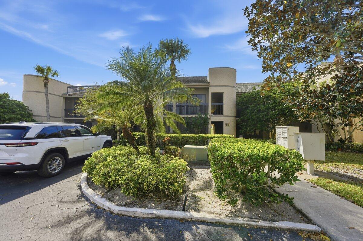 QUAIL RUN VILLAGE (PATTIO - Residential