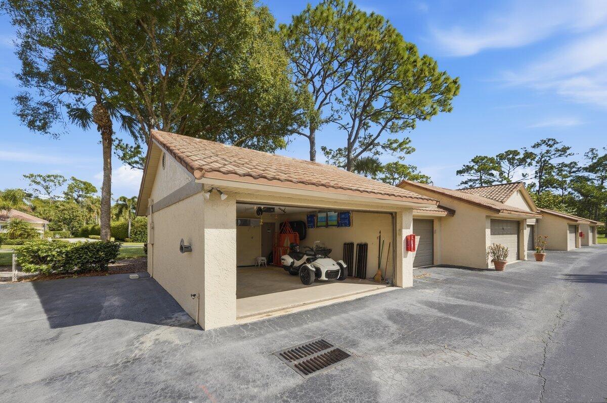 QUAIL RUN VILLAGE (PATTIO - Residential