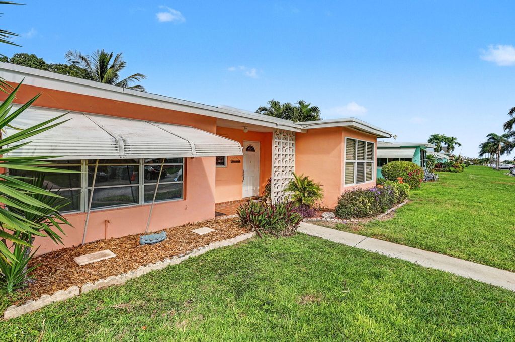 Photo of 275 South Boulevard #C, Boynton Beach, FL 33435 (MLS # R11158761)