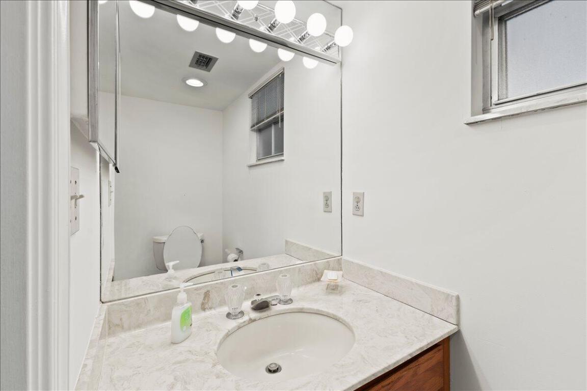 RIO VISTA VILLAS - Residential