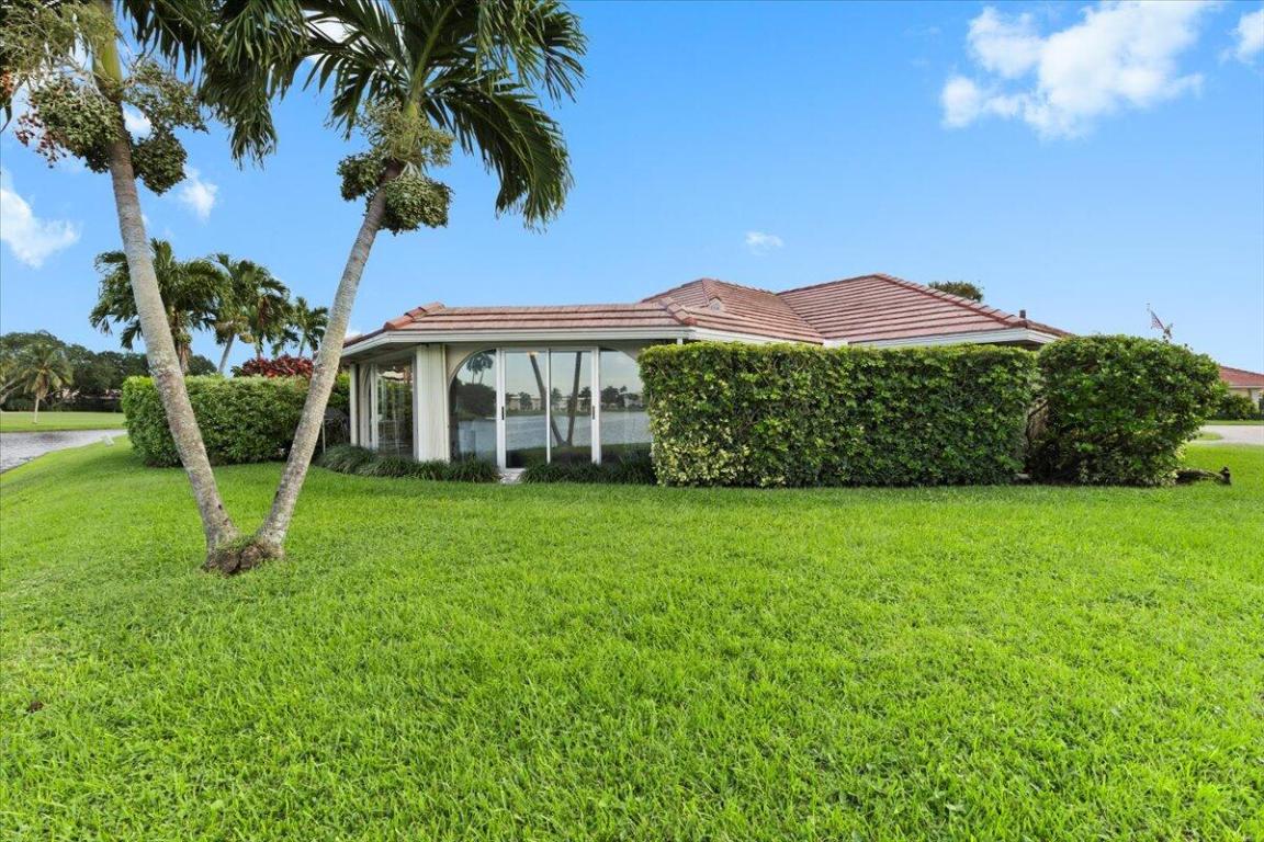 RIO VISTA VILLAS - Residential