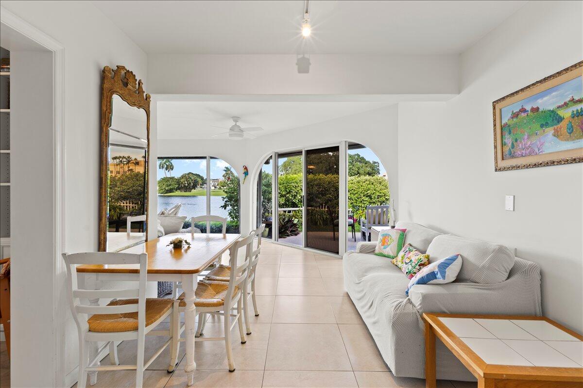 RIO VISTA VILLAS - Residential