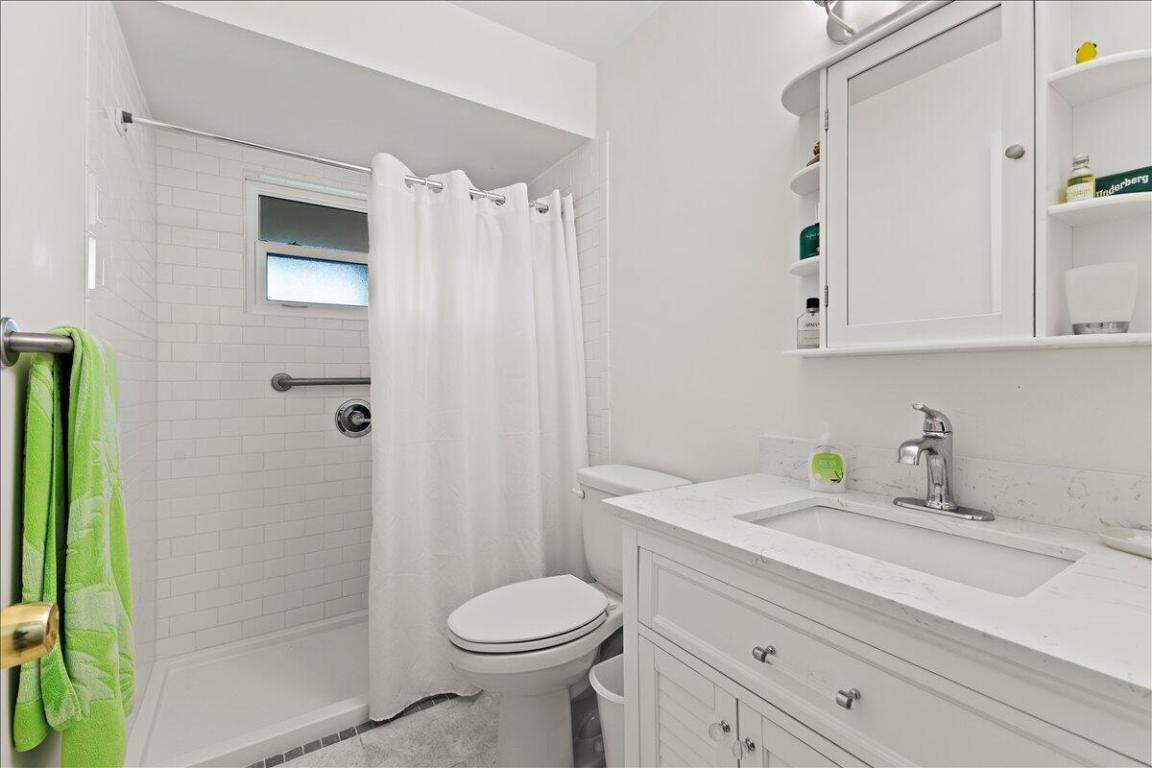 RIO VISTA VILLAS - Residential