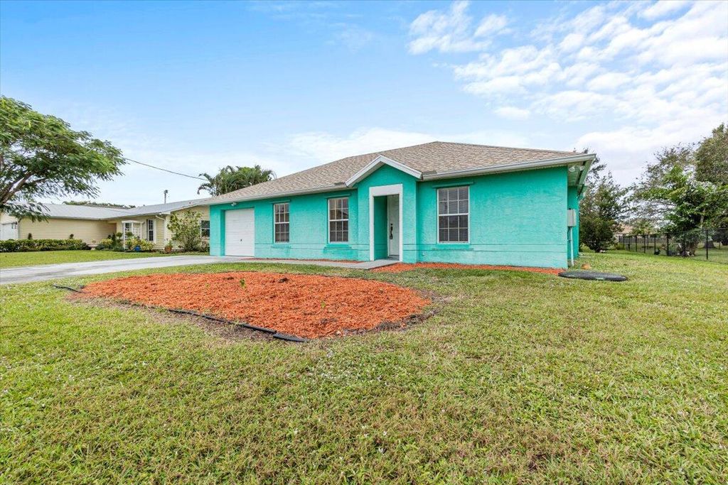 Photo of 5807 NW Burri Court, Port St Lucie, FL 34986 (MLS # R10936609)