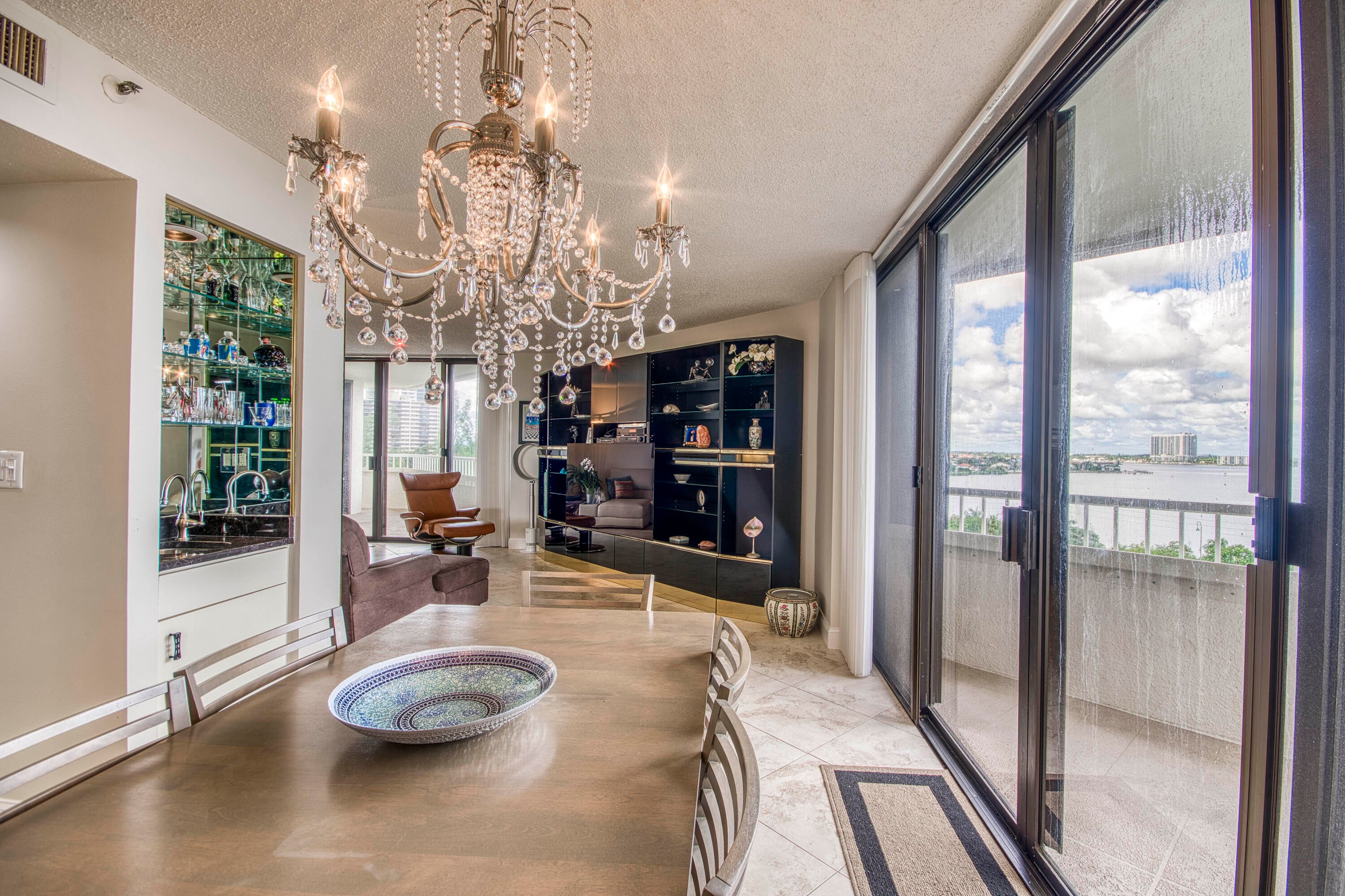 5070 N Ocean Drive 5C