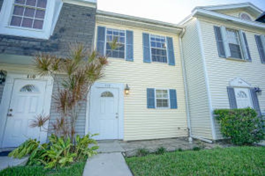 Charming lakefront townhouse in the heart of Jupiter.  Fresh paint, laminate floors and tile downstairs, carpet upstairs. French doors to patio and private fenced yard overlooking lake and natural areas. Guest bedroom features ample closet space with built ins. Unit features two full bathrooms and laundry closet on 2nd story.  Great investment or primary residence.  Great school zone and close to restaurants, shopping and beaches.