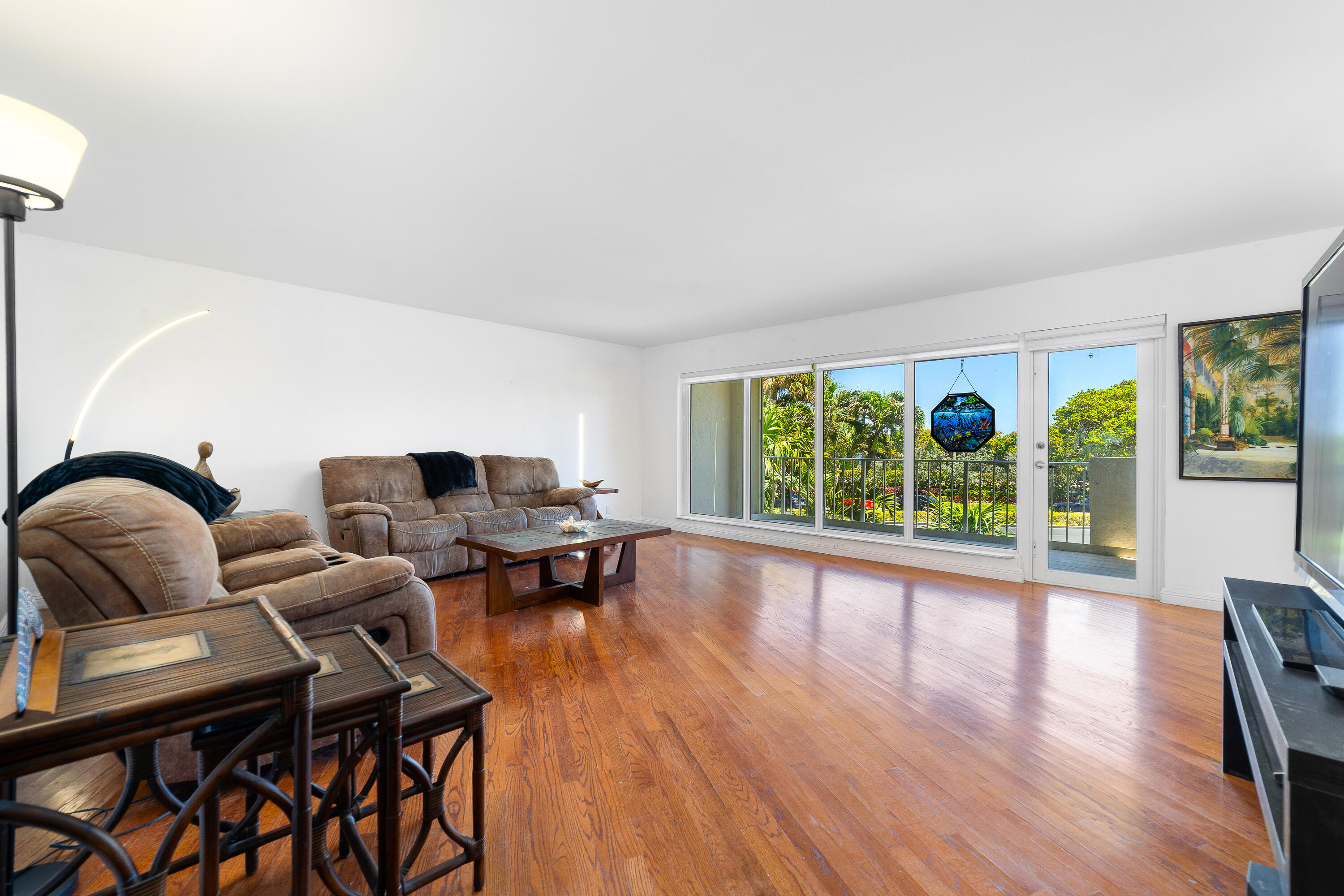 4301 N Ocean Boulevard 203