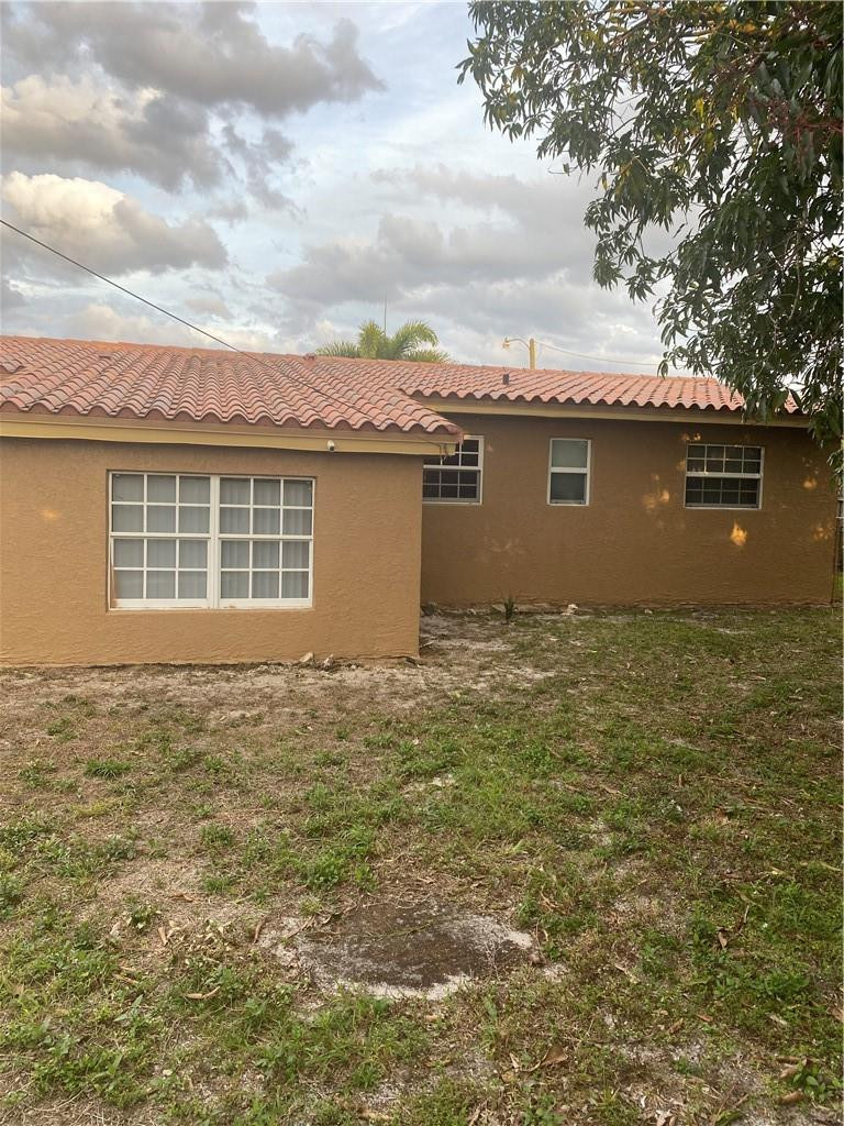 Lake Aire Estates 54-15 B - Residential