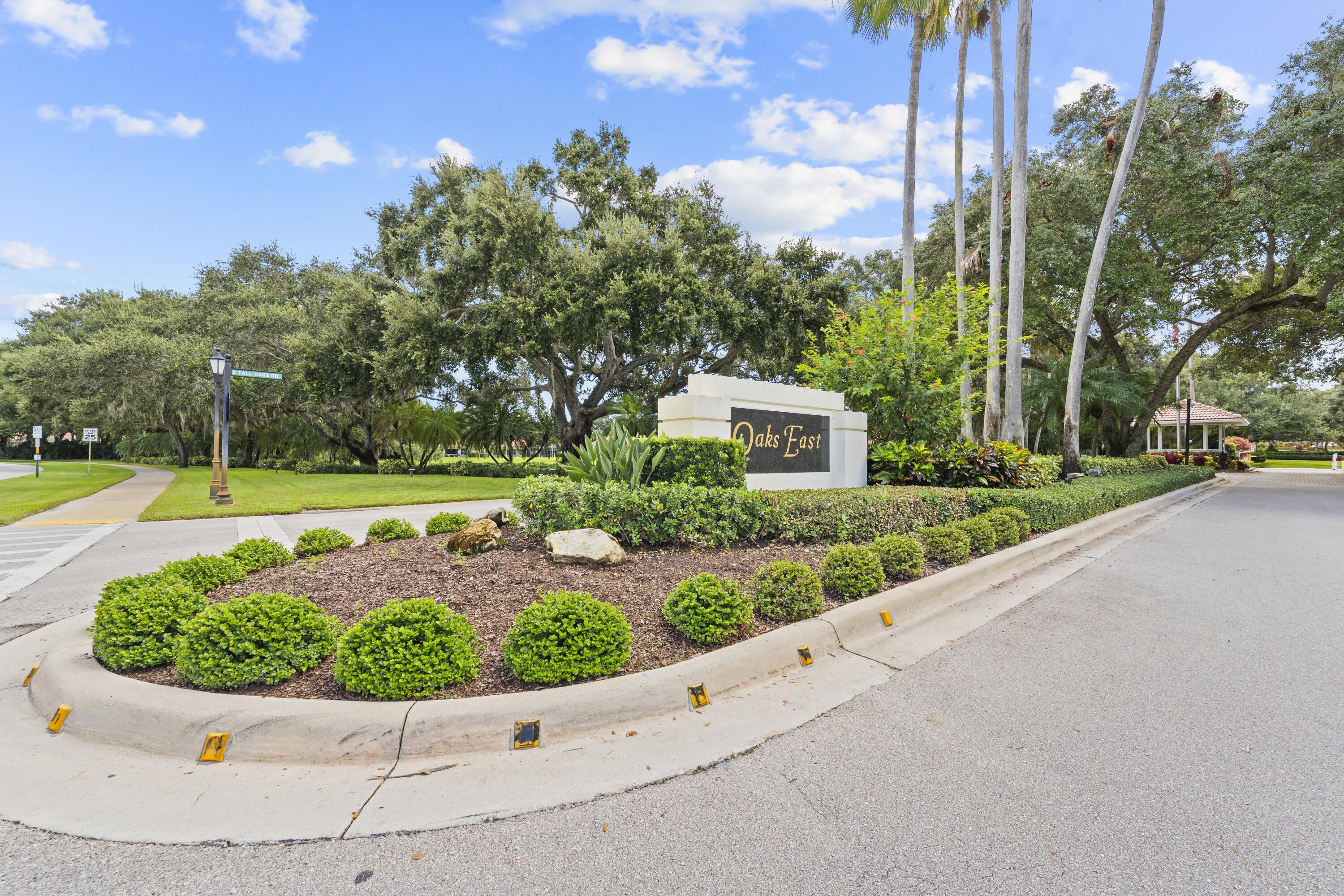 309 KELSEY PARK Circle