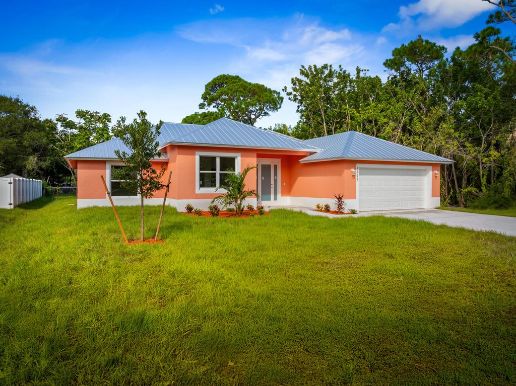 Photo of 5711 Myrtle Drive, Fort Pierce, FL 34982 (MLS # R11131823)
