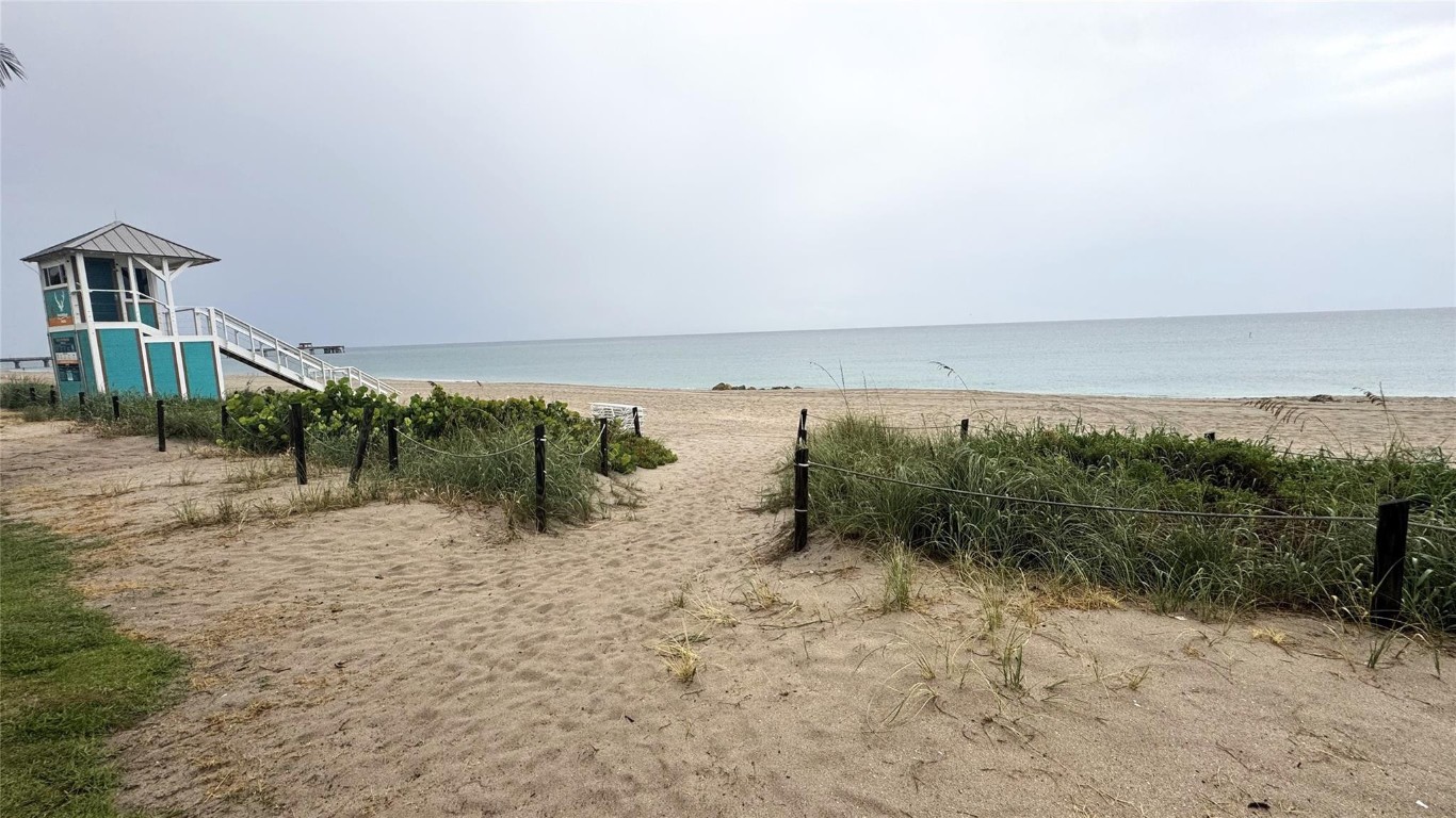 Coco Cay Condo - Residential Lease