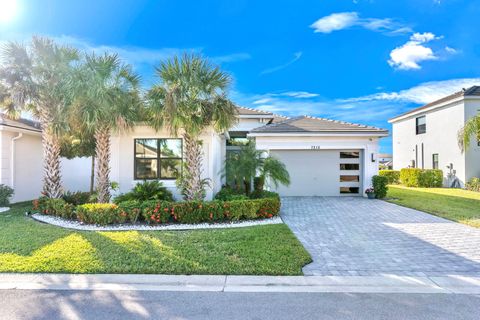 Photo of 7315 Estero Dr, Lake Worth, FL 33463 (MLS # F10536918)