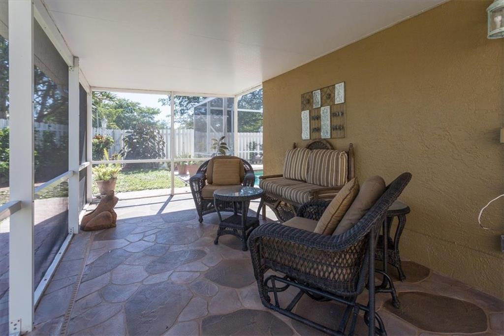 Palm Aire Oaks Course Est - Residential