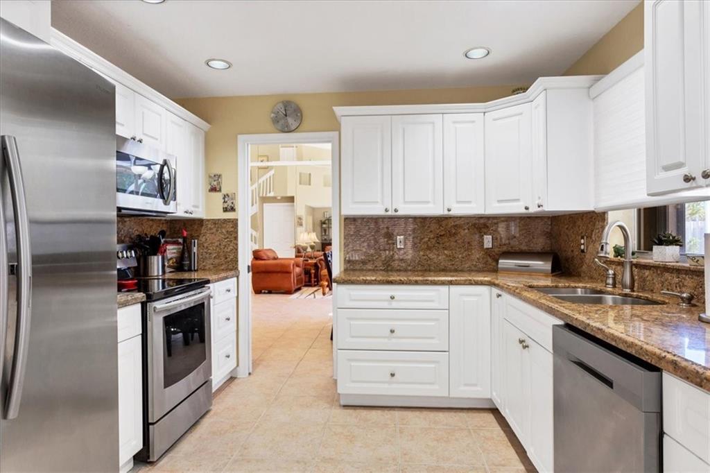 Palm Aire Oaks Course Est - Residential
