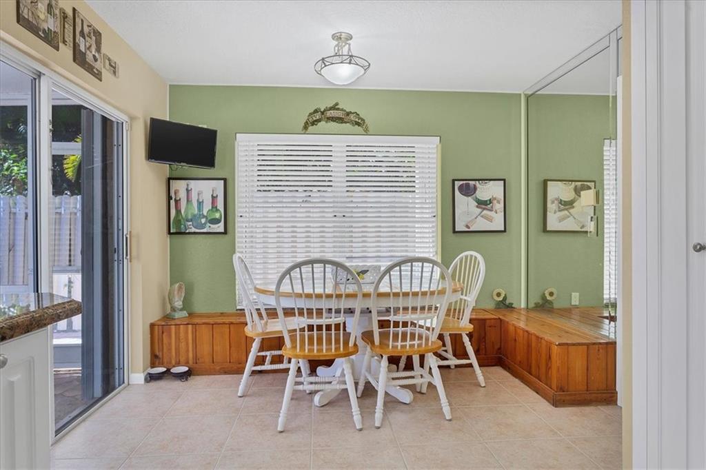 Palm Aire Oaks Course Est - Residential