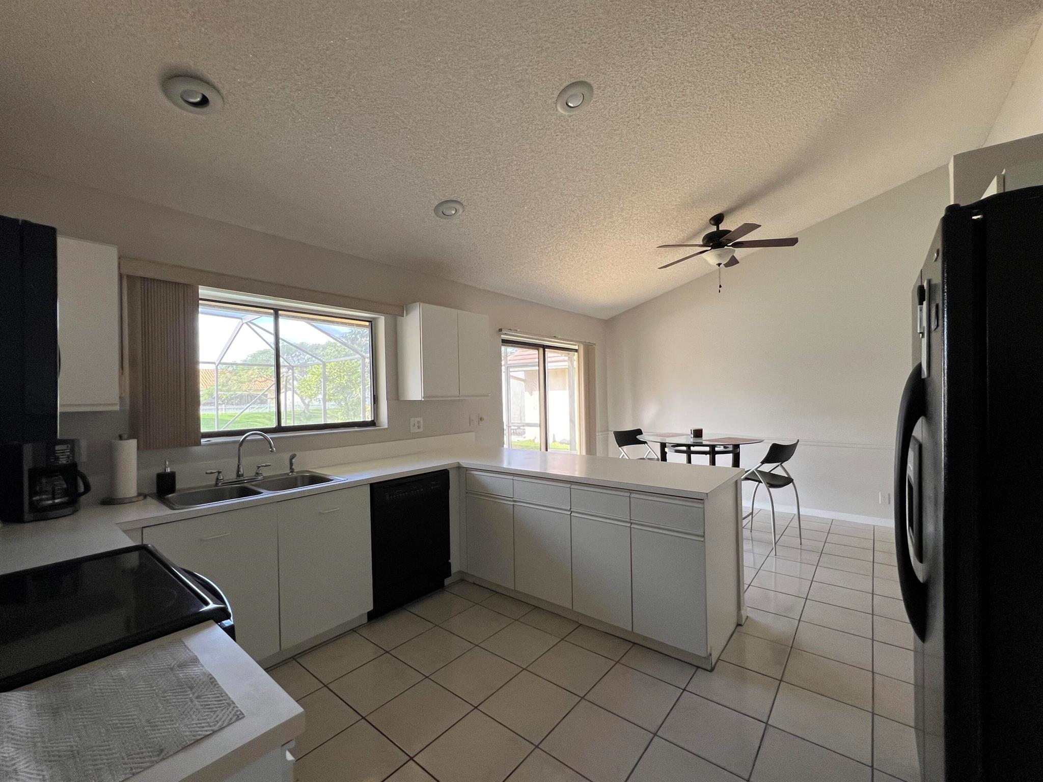 SUN VALLEY PUD 1 - Residential Lease