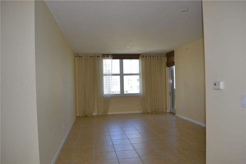 Photo of 511 SE 5 Avenue #2103, Fort Lauderdale, FL 33301 (MLS # B26005595)