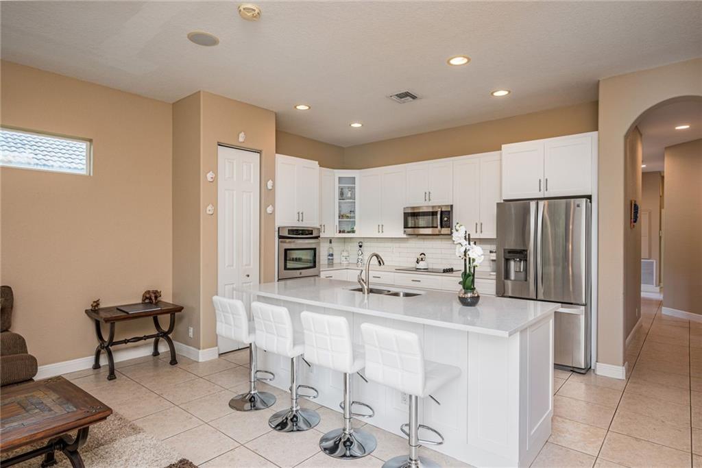 PARKLAND ISLES - Residential