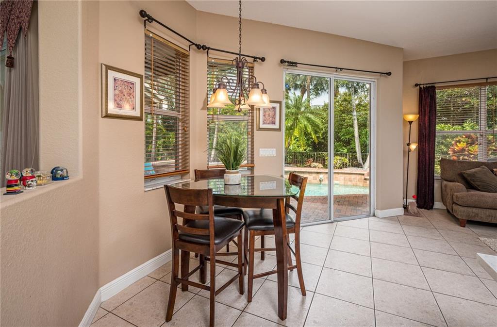 PARKLAND ISLES - Residential