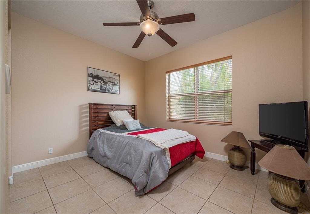 PARKLAND ISLES - Residential