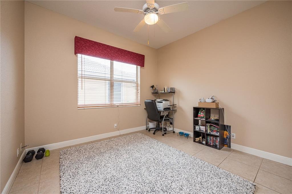 PARKLAND ISLES - Residential