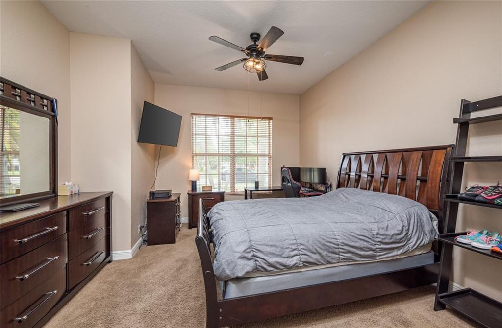 PARKLAND ISLES - Residential