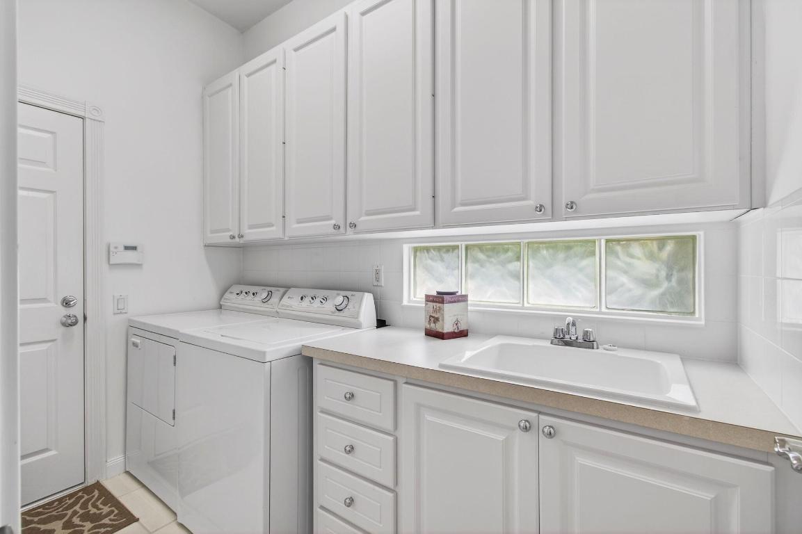 VILLAGEWALK OF WELLINGTON 1 - Residential