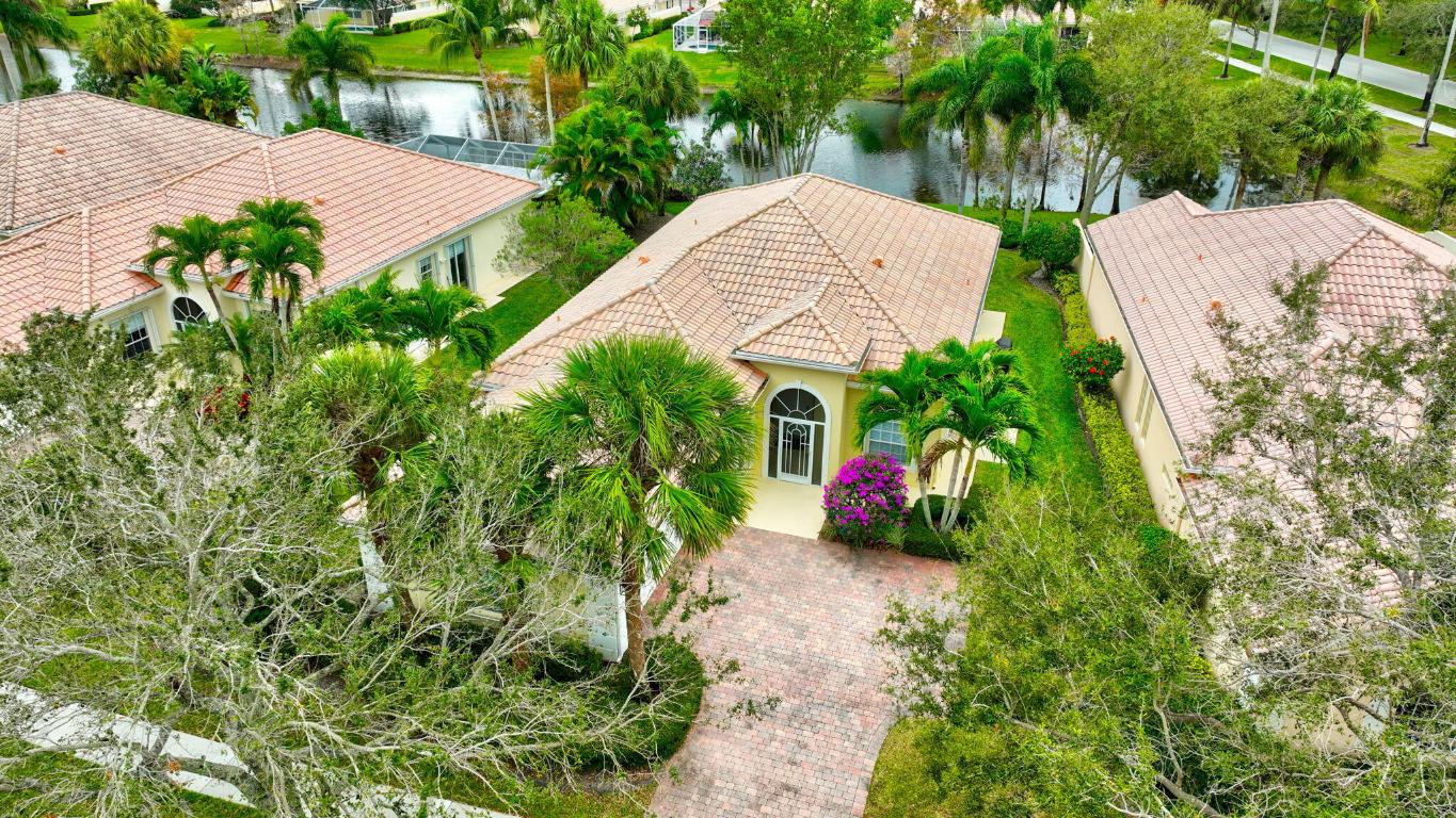 VILLAGEWALK OF WELLINGTON 1 - Residential